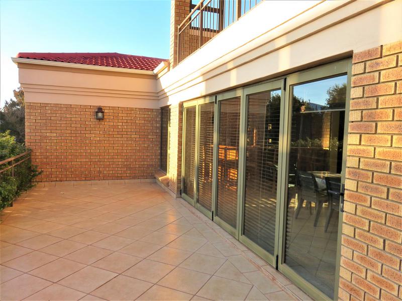 4 Bedroom Property for Sale in Myburgh Park Western Cape